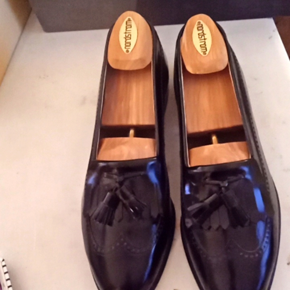 Men's shoes